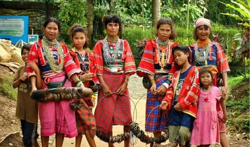 Sulu''s relationship with neighboring regions 