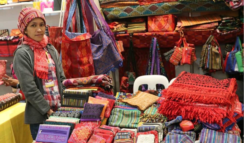 Panama market shopping