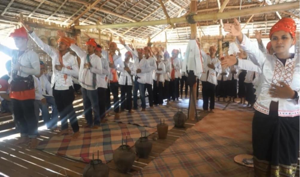 Subanen interaction with other tribes 