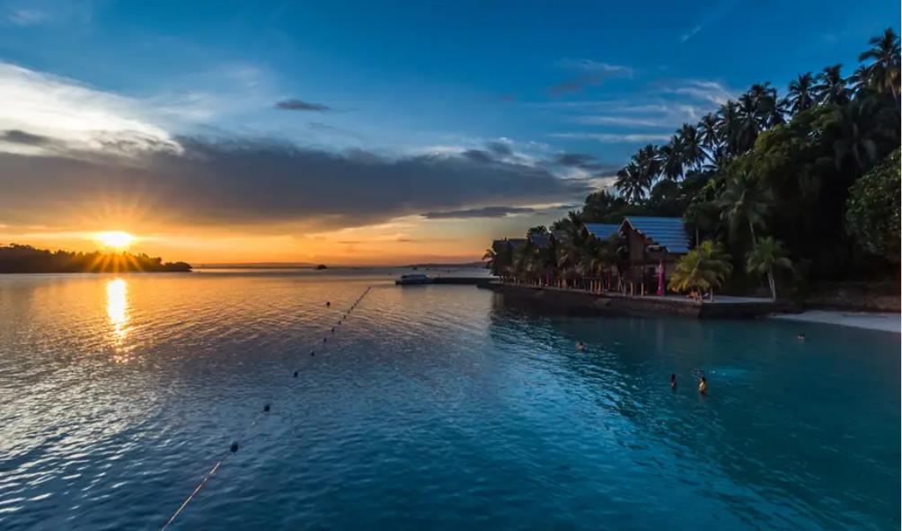 Breathtaking sunsets in the Philippines 