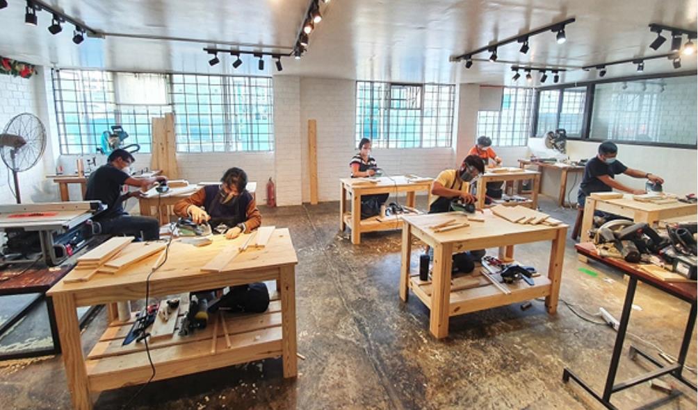 building friendships when you relocate 