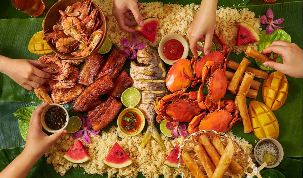 Social bonding through meals 