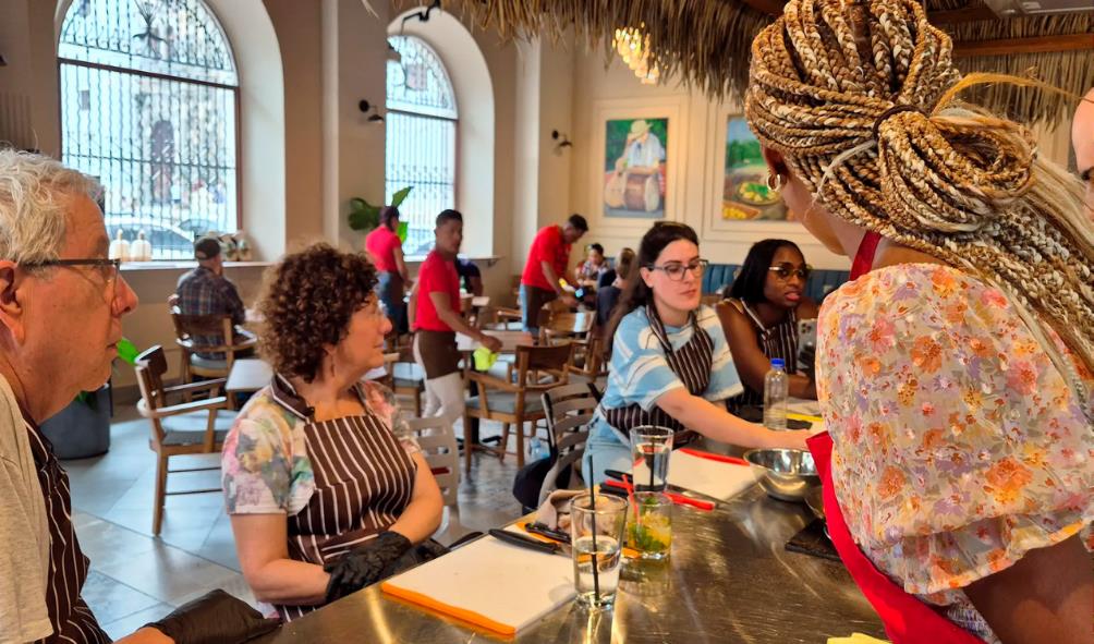 Family dining traditions 