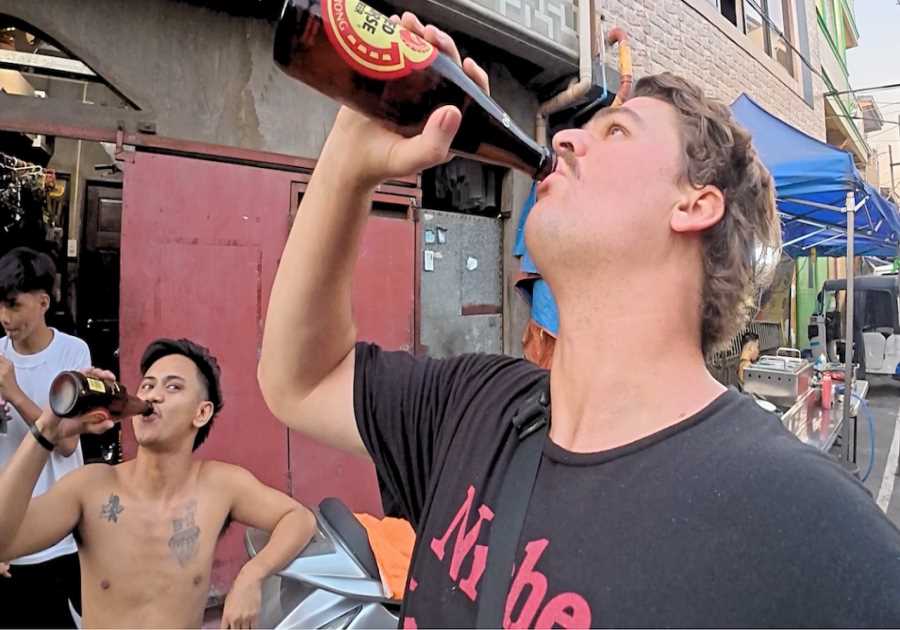 Getting Trashed in the Slums of the Philippines