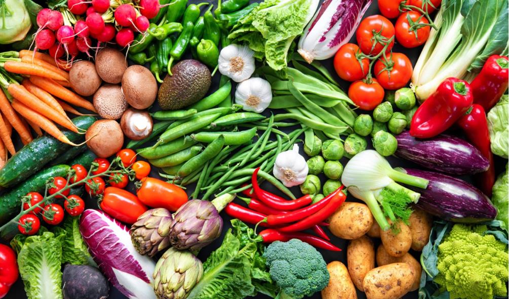 why food tastes better at the beach 