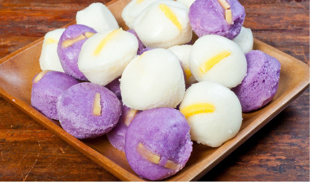 Sweet Filipino desserts 